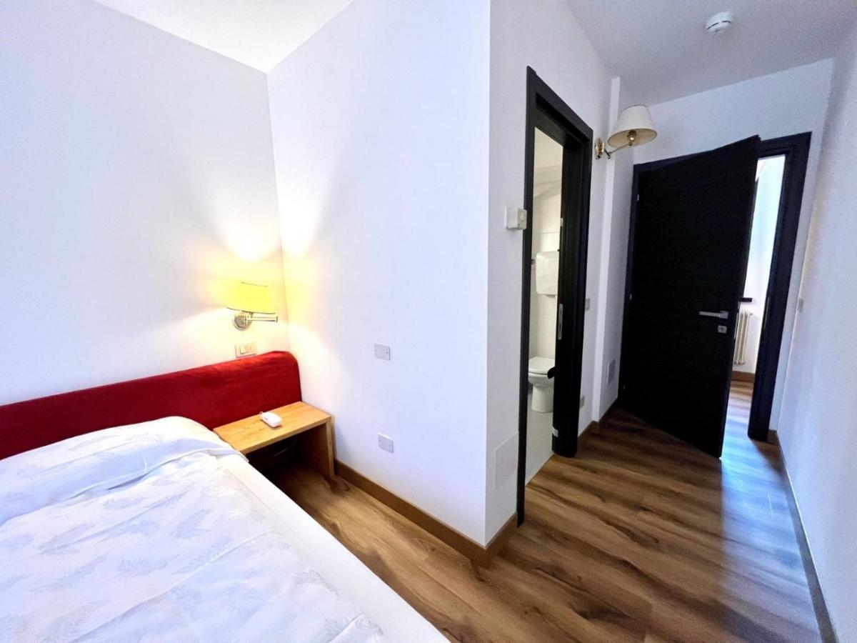 Antico Albergo Stella D'Italia Folgaria Exterior foto